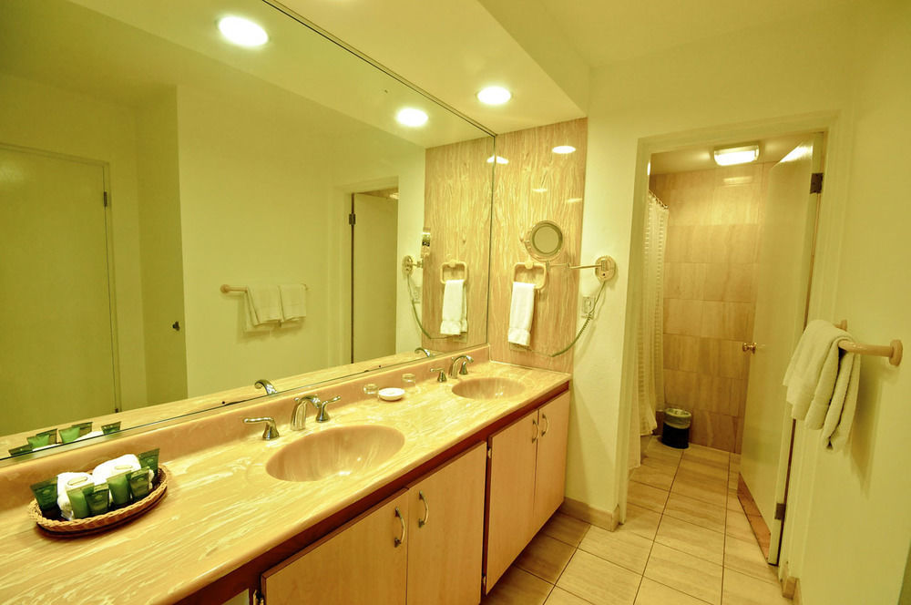 Fourways Inn Mount Pleasant エクステリア 写真